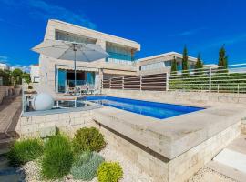 Villa Lantana, hotel v destinaci Petrcane