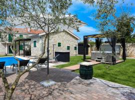 Villa Adriaticum, hotel u Ninu