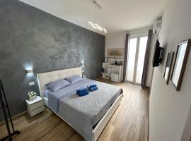 Sunset - Suite & Rooms, hotel in Mola di Bari