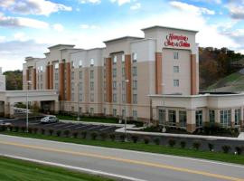 Hampton Inn & Suites Pittsburgh-Meadow Lands, hotel em Washington