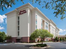 Hampton Inn & Suites Charlotte/Pineville, hotell i Pineville, Charlotte