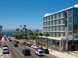 Homewood Suites by Hilton San Diego Downtown/Bayside, hotel in Little Italy, San Diego