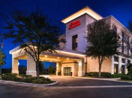 Hampton Inn and Suites Schertz, hótel í Schertz