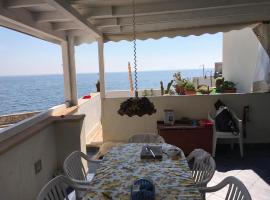 APPARTAMENTO CON VERANDA VISTAMARE, pet-friendly hotel in Marettimo