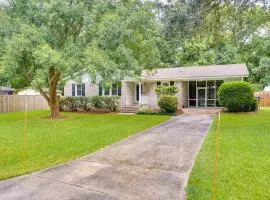Charleston Vacation Home 6 Mi to Downtown and Beach!