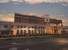 Embassy Suites by Hilton Tuscaloosa Alabama Downtown, hotel cerca de Anfiteatro de Tuscaloosa, Tuscaloosa