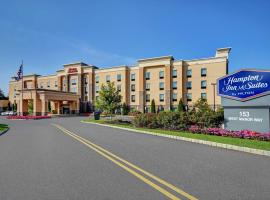 Hampton Inn and Suites Robbinsville, hotel i nærheden af Six Flags Great Adventure & Wild Safari, Robbinsville