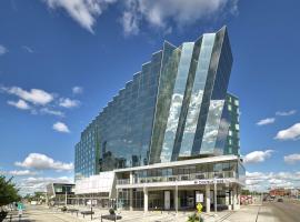 DoubleTree by Hilton Edmonton Downtown โรงแรมในเอดมันตัน