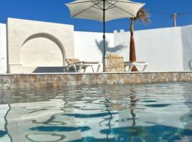 Dar El Salem Villa de Haut Standing, hotel sa bazenima u gradu Al Maqārisah