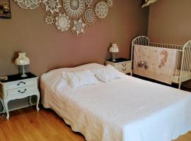 Chambre "Rose", lodging in Pajay