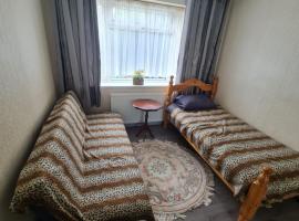Colne House, hotel with parking in Yiewsley