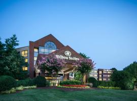 Hilton Suites Brentwood, hotel em Brentwood