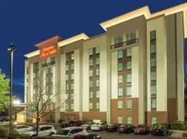 Hampton Inn & Suites Charlotte Arrowood Rd