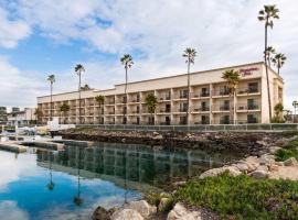 Hampton Inn Channel Islands Harbor: Oxnard şehrinde bir otel