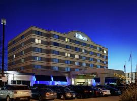 Hilton Winnipeg Airport Suites, hotel near Winnipeg James Armstrong Richardson International Airport - YWG, 