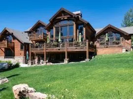 Silverview at Highlands Home: Mountain Luxury
