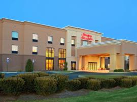 Hampton Inn & Suites Hartford-Manchester, hotel em Manchester