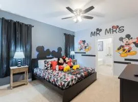 Spacious Home with Private Pool SPA Game Room