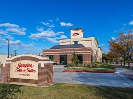 Hampton Inn & Suites Keller Town Center, hotel near Fort Worth Alliance Airport - AFW, Keller