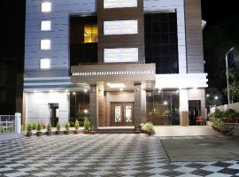 Rydges Inn, hotel cerca de Estación de tren de Tirur, Kottakkal