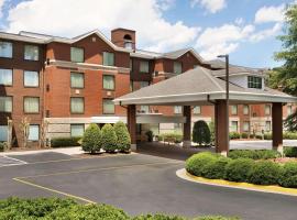 Homewood Suites Williamsburg โรงแรมใกล้Williamsburg Jamestown Airport - JGGในวิลเลียมส์เบิร์ก