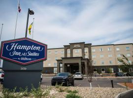 Hampton Inn & Suites East Gate Regina, מלון ליד נמל התעופה הבינלאומי רגינה - YQR, רג'ינה