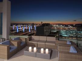 H Hotel Los Angeles, Curio Collection By Hilton, hotel di LAX Area, Los Angeles