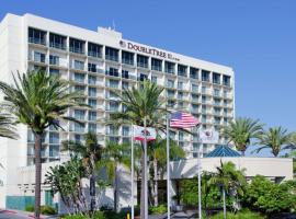 DoubleTree by Hilton Torrance - South Bay, hotel med parkering i Torrance