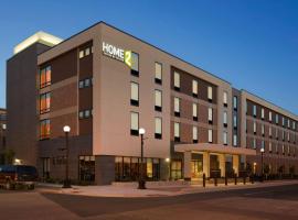 Home2 Suites By Hilton La Crosse, hotel near La Crosse Municipal Airport - LSE, La Crosse