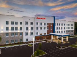 Hampton Inn & Suites Lexington, hótel í Lexington