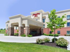 Hampton Inn Clinton、クリントンのモーテル