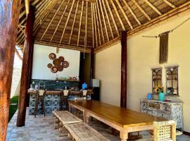 IGUANA HOUSE เกสต์เฮาส์ในมันโกรา