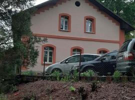 Borovnička, parkimisega hotell sihtkohas Borovnička