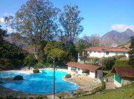 Apto perto de Itaipava, hotel in Petrópolis