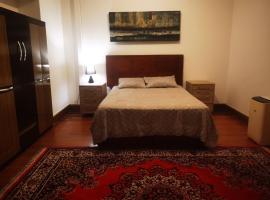 La Casona Hospedaje, habitación en casa particular en Lima