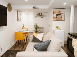 Feeling Home, while away, apartamento en Kitchener