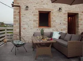 Amygdalia Traditional House