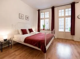 Cozy studio near Old Town
