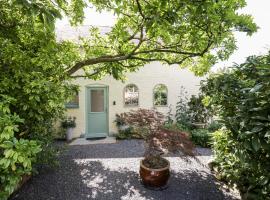 The Old Post Office Barn, hotel di Welland