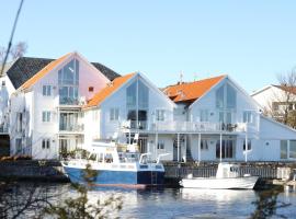 Fjordbris Hotel, хотел в Østhusvik