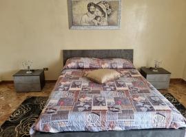 ANNUCCIA APARTMENT, hotel with parking in Angri