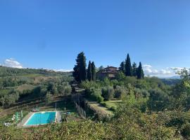 Spacious room "Ragusana" for 2 guests & child, ferme à Donnini