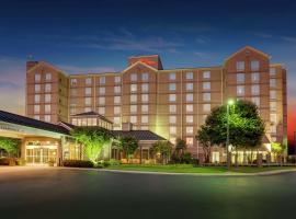 Hilton Garden Inn Louisville Airport โรงแรมใกล้สนามบินหลุยส์วิลล์ - SDFในลุยส์วิลล์