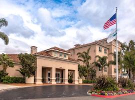 Homewood Suites by Hilton Oxnard/Camarillo โรงแรมในอ็อกซ์นาร์ด