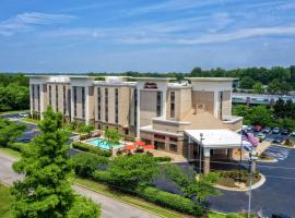 Hampton Inn & Suites Memphis-Wolfchase Galleria, hotel in zona Bellevue Baptist Church, Memphis