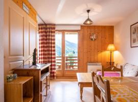 Les Bouquetins 07 - Appt lumineux 4 pers, hotel in Saint-Sorlin-dʼArves