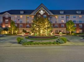 Homewood Suites by Hilton at The Waterfront, khách sạn có bồn tắm nóng ở Wichita
