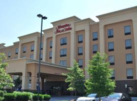 Hampton Inn & Suites Nashville at Opryland, hotel near Opry Mills Mall, Nashville