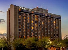 DoubleTree by Hilton Hotel St. Louis - Chesterfield, hotel i Chesterfield