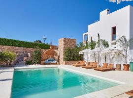 Mar Suites Formentera by Universal Beach Hotels, serviced apartment in Es Pujols
